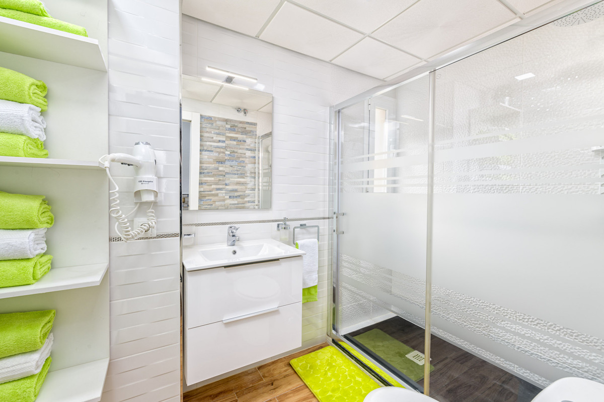 3 Bed Apartment for sale in Málaga Costa Del Sol, Málaga, Spain