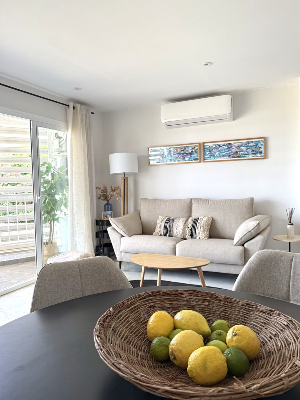 Se vende Apartamento Planta Media de 2 dormitorios en Costa Del Sol, Málaga, España