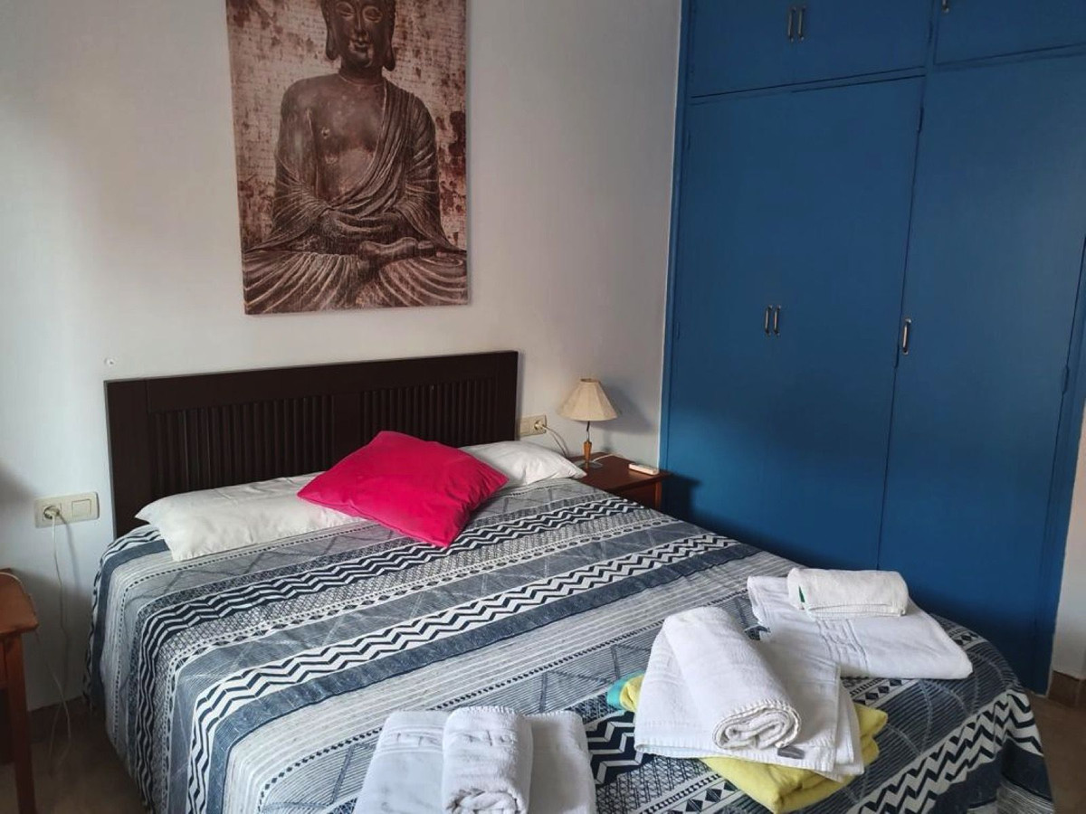 3 Bed Apartment for sale in Marbella Costa Del Sol, Málaga, Spain
