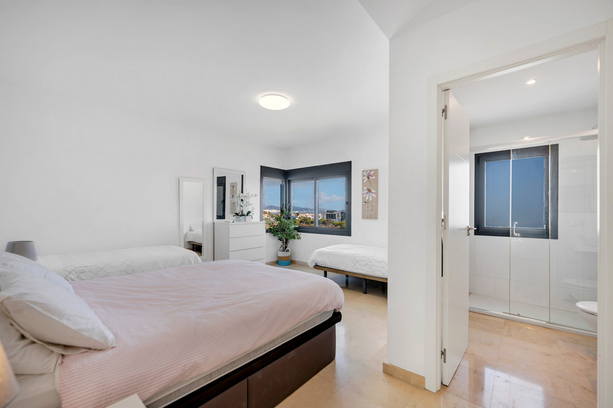 5 Bed Townhouse for sale in Nueva Andalucía Costa Del Sol, Málaga, Spain