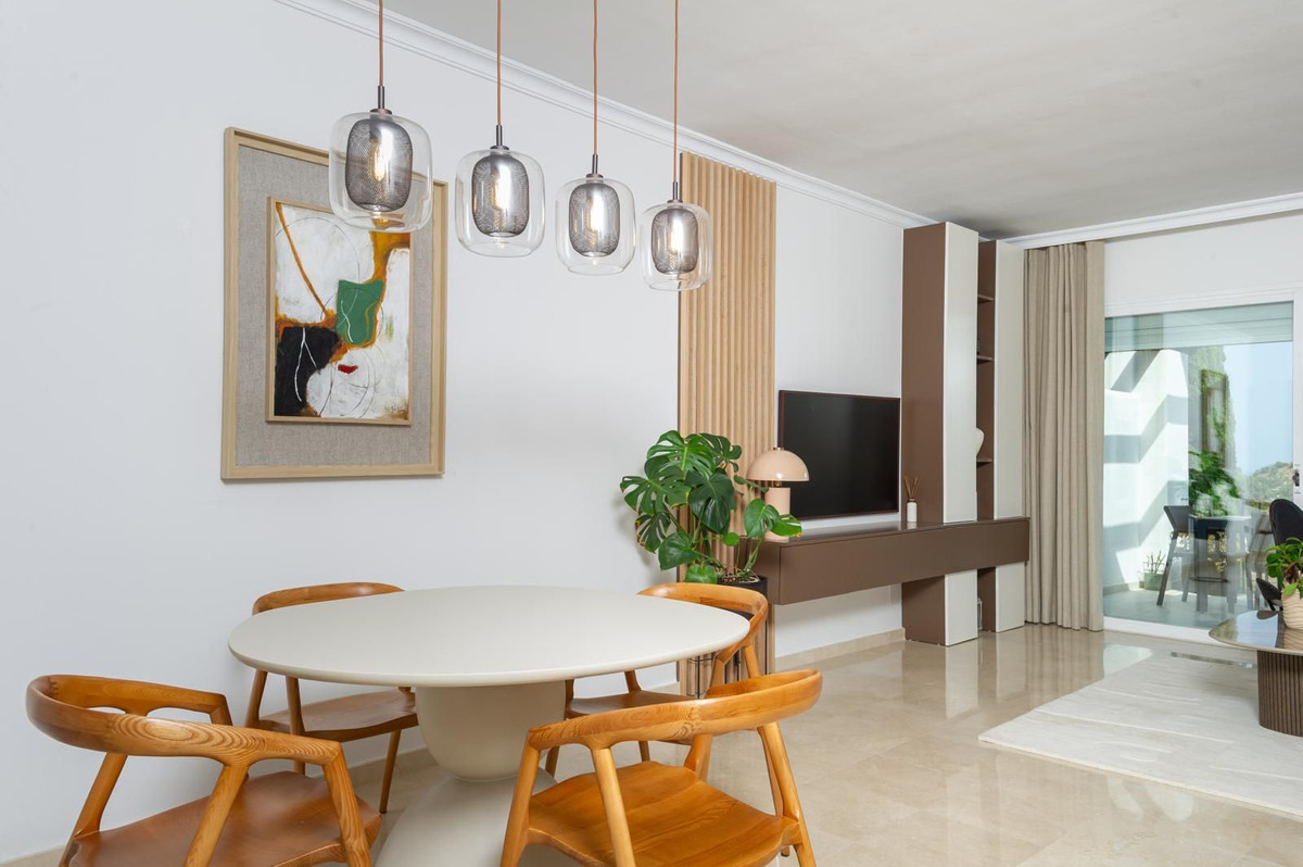 3 Bed Apartment for sale in La Quinta Costa Del Sol, Málaga, Spain