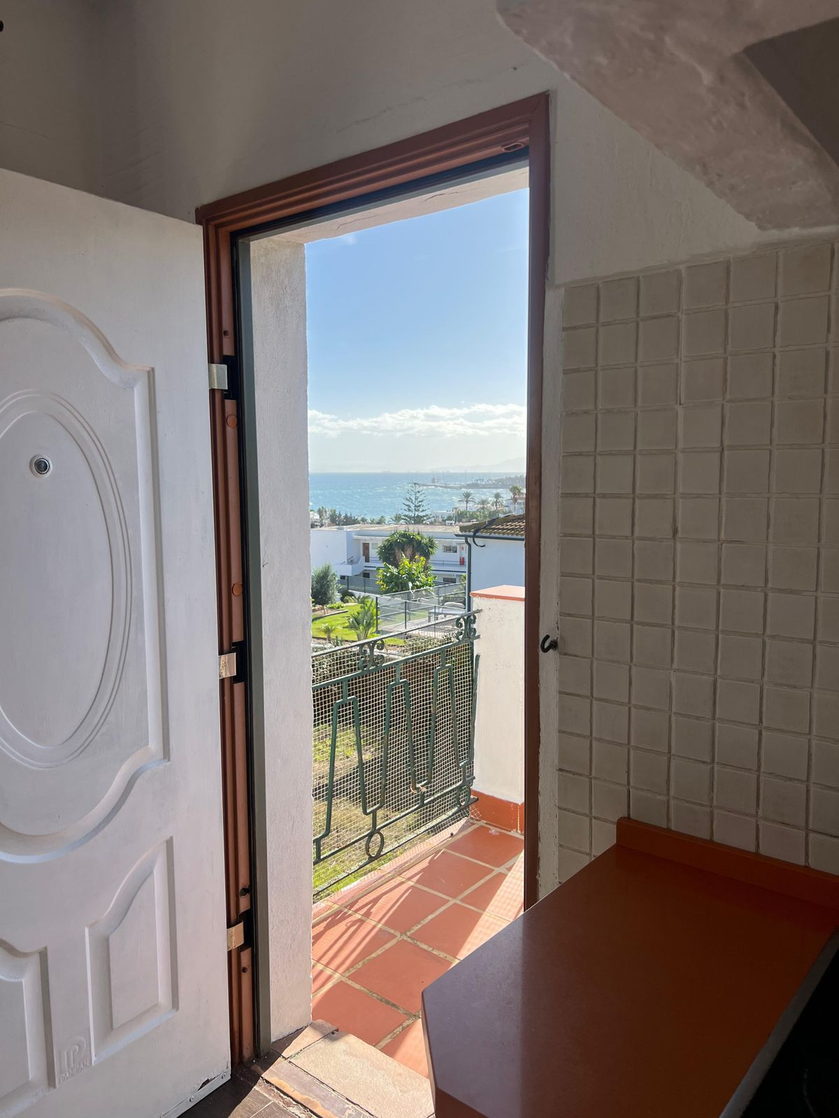 Se vende Pareada de 6 dormitorios en Costa Del Sol, Cadiz, España