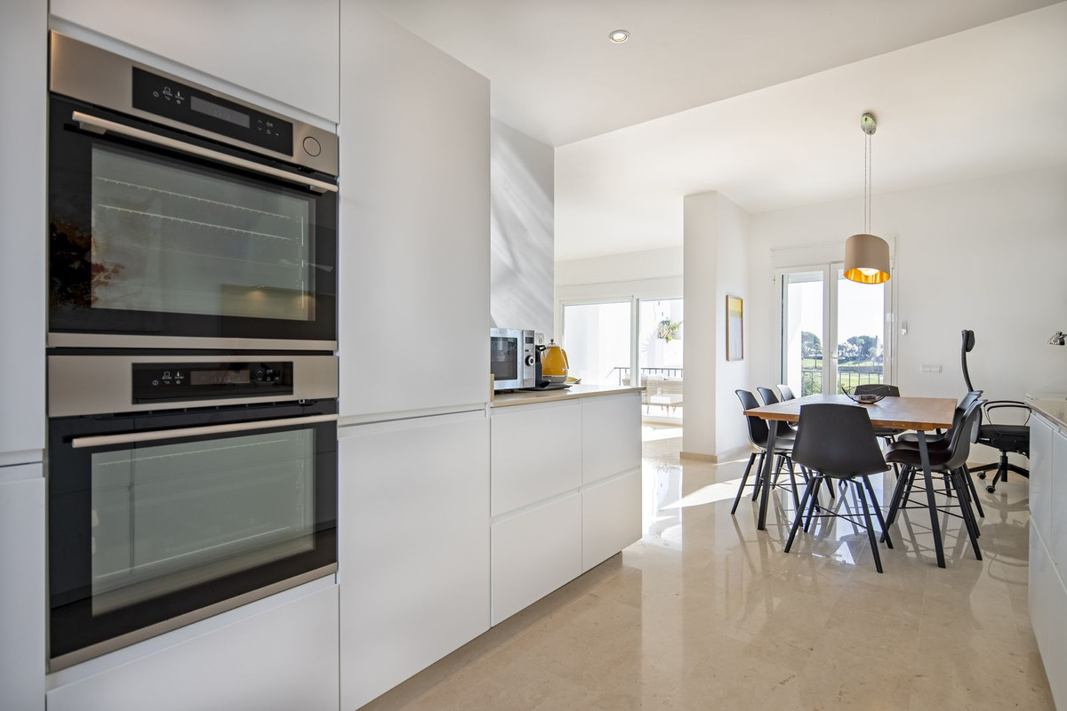 4 Bed Townhouse for sale in Nueva Andalucía Costa Del Sol, Málaga, Spain