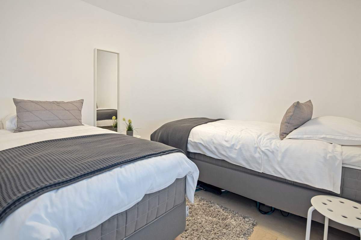 4 Bed Townhouse for sale in Nueva Andalucía Costa Del Sol, Málaga, Spain