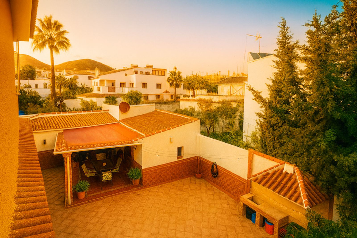 Se vende Villa - Chalet de 3 dormitorios en Costa Del Sol, Málaga, España