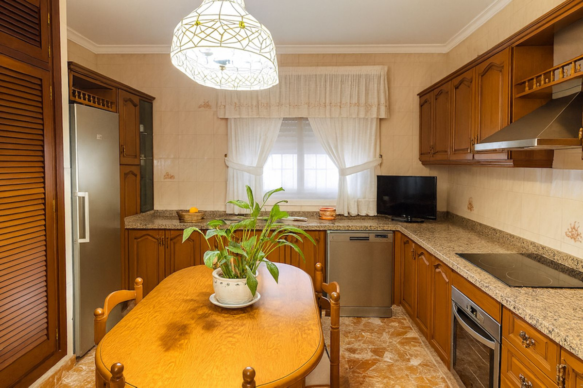 Se vende Villa - Chalet de 3 dormitorios en Costa Del Sol, Málaga, España