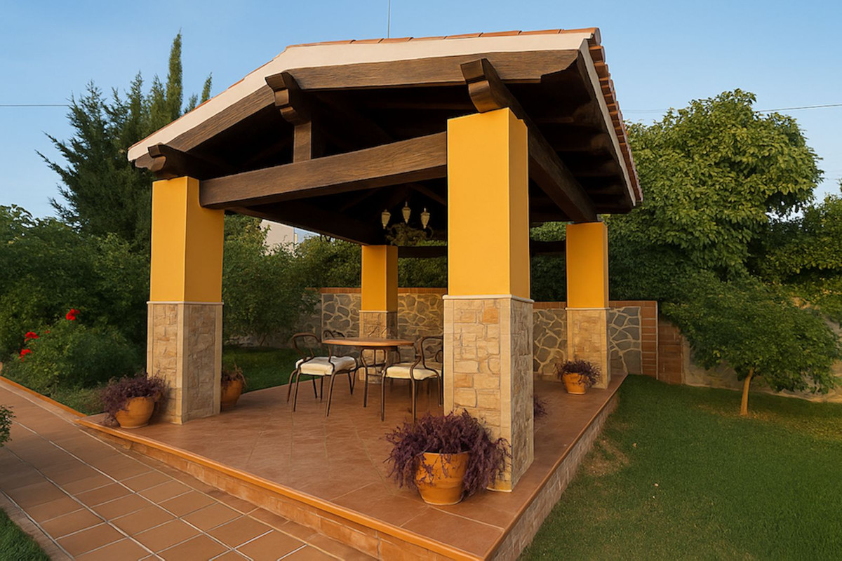 Se vende Villa - Chalet de 3 dormitorios en Costa Del Sol, Málaga, España
