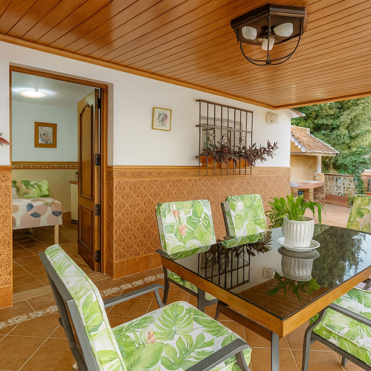 Se vende Villa - Chalet de 3 dormitorios en Costa Del Sol, Málaga, España