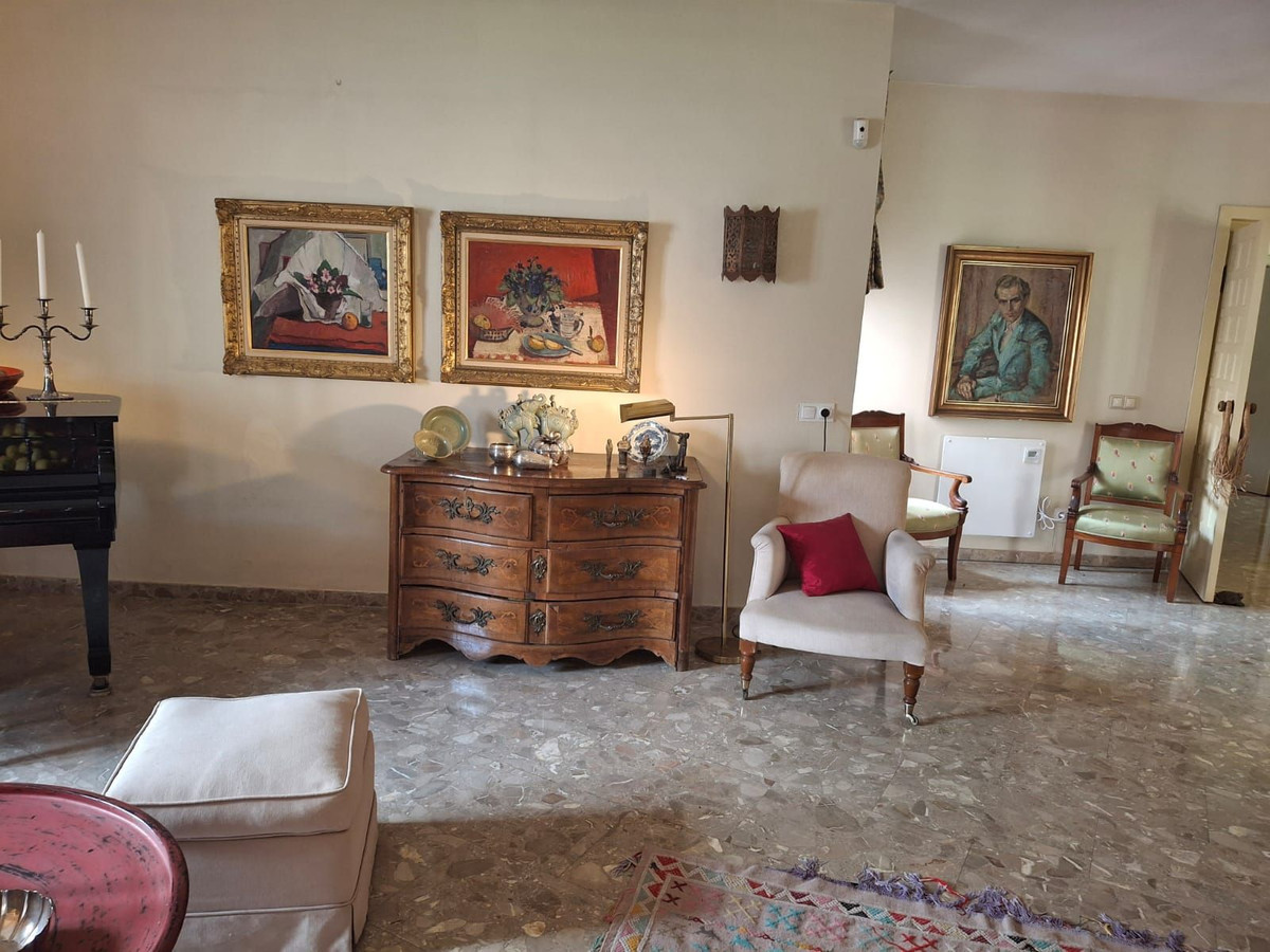 Se vende Villa - Chalet de 4 dormitorios en Costa Del Sol, Málaga, España