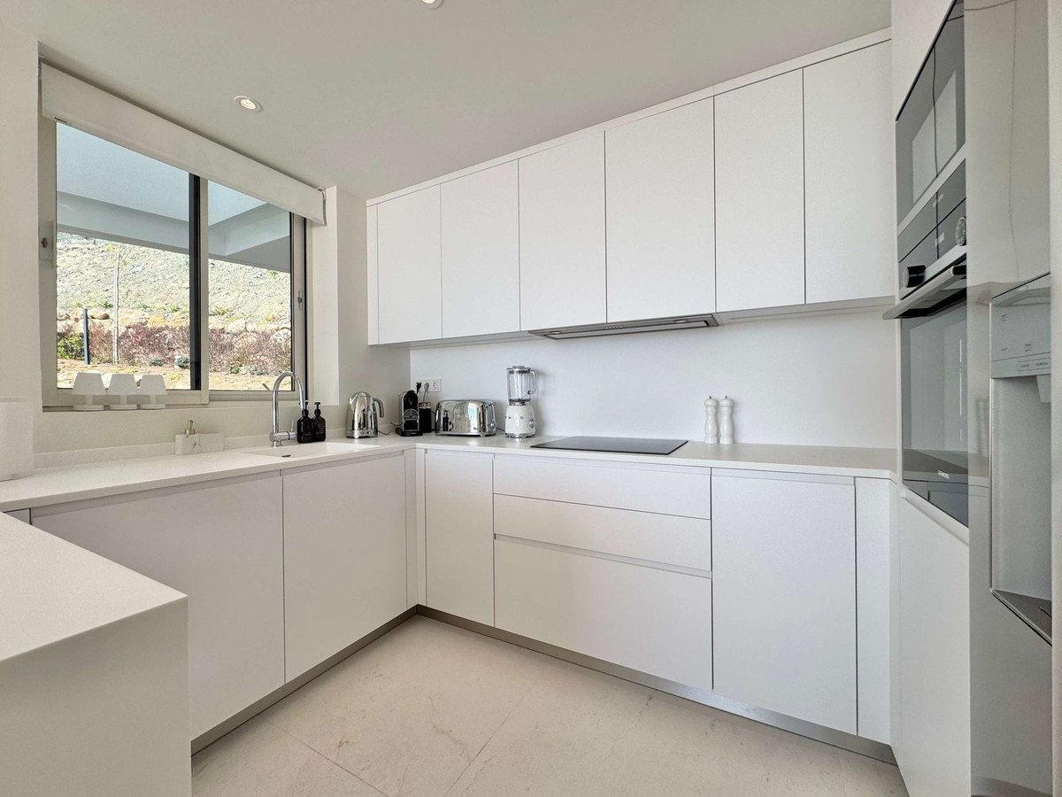3 Bed Apartment for sale in Ojén Costa Del Sol, Málaga, Spain