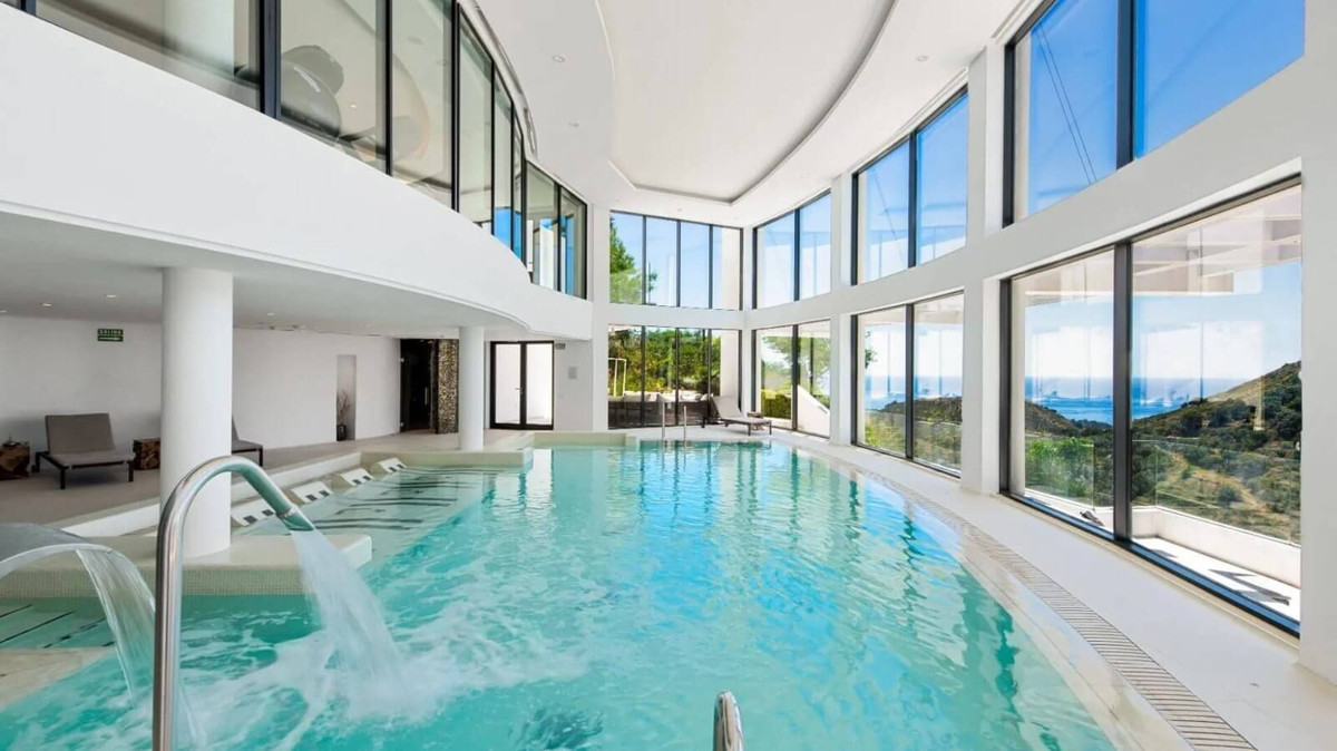 3 Bed Apartment for sale in Ojén Costa Del Sol, Málaga, Spain