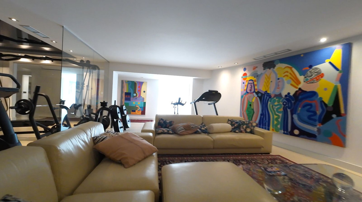 Se vende Villa - Chalet de 8 dormitorios en Costa Del Sol, Málaga, España