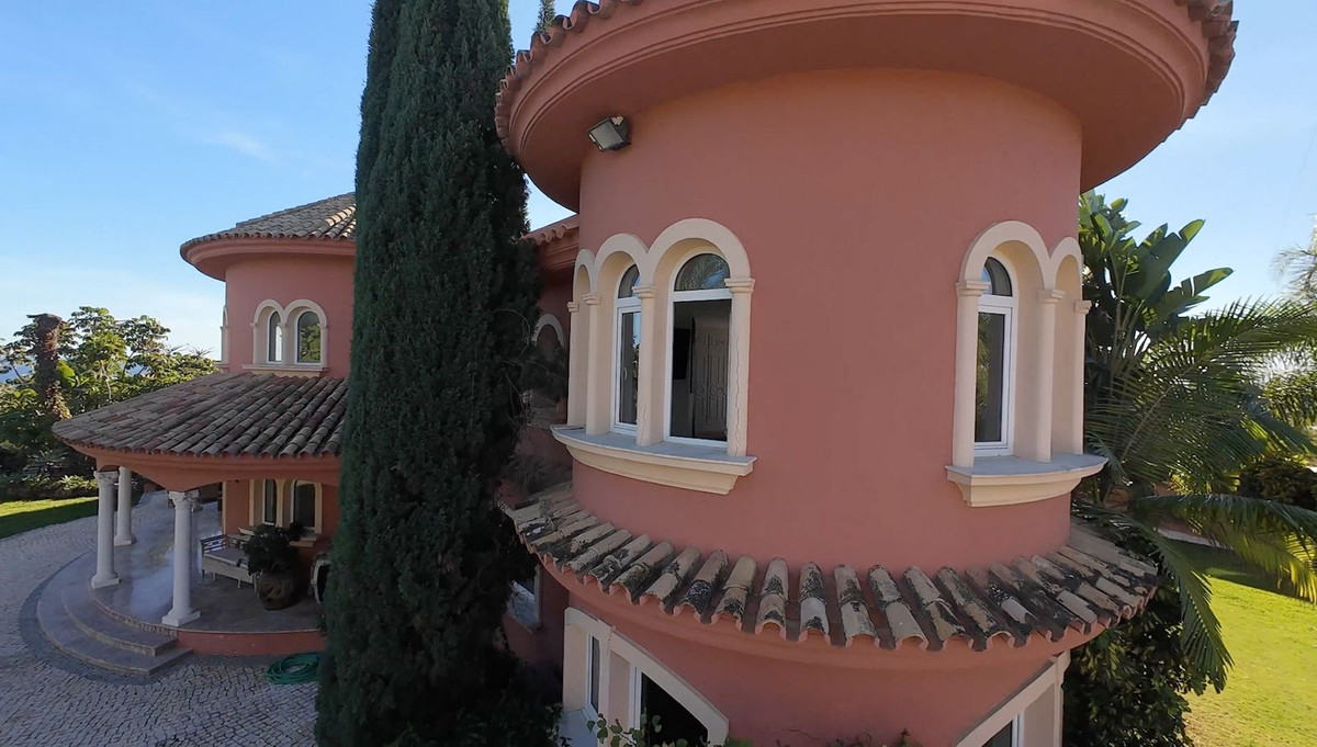 Se vende Villa - Chalet de 8 dormitorios en Costa Del Sol, Málaga, España