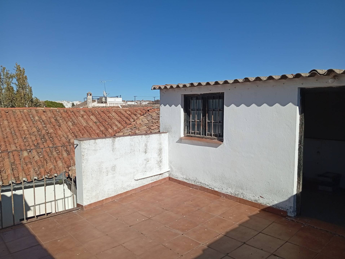 6 Bed Townhouse for sale in Ronda Costa Del Sol, Málaga, Spain