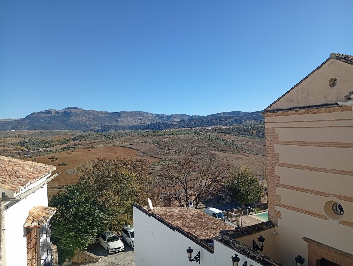 6 Bed Townhouse for sale in Ronda Costa Del Sol, Málaga, Spain