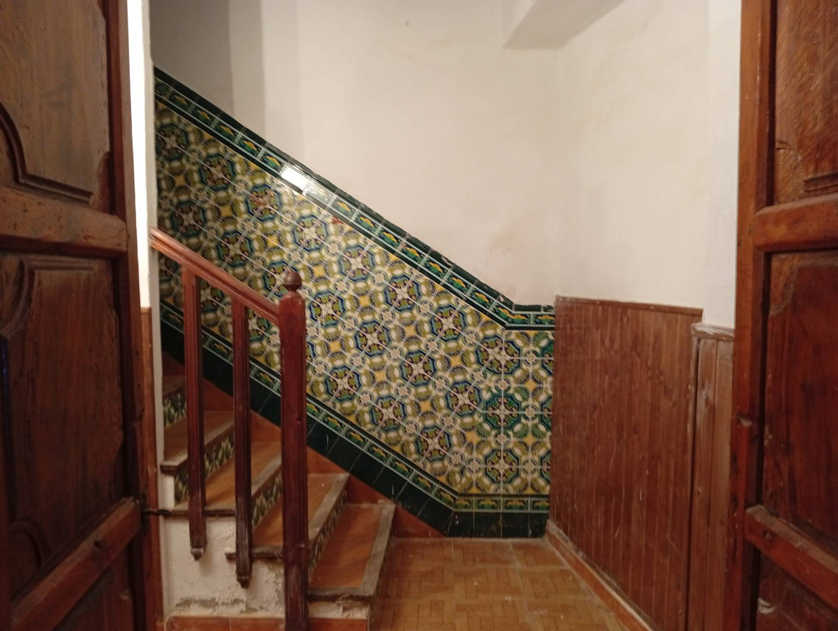 6 Bed Townhouse for sale in Ronda Costa Del Sol, Málaga, Spain