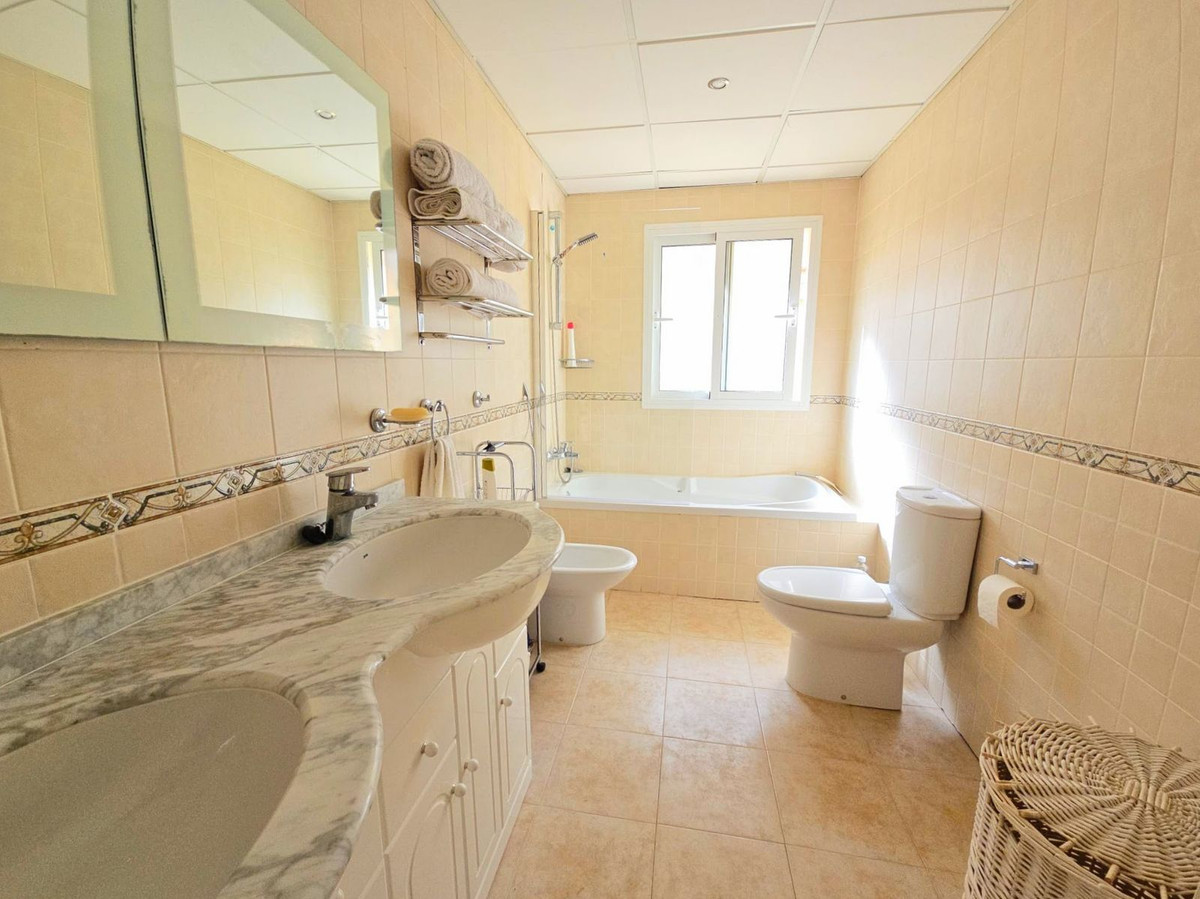 4 Bed Townhouse for sale in Riviera Del Sol Costa Del Sol, Málaga, Spain