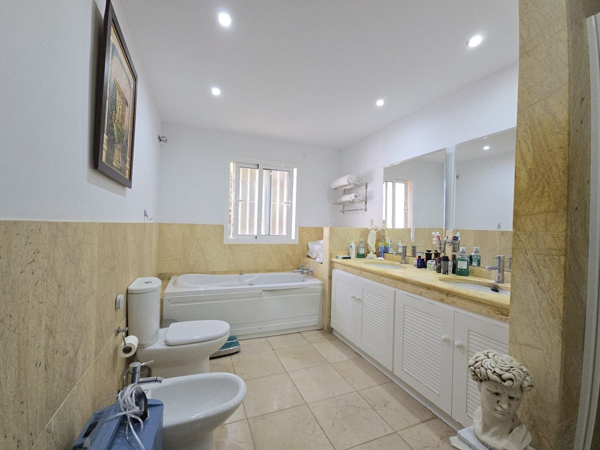 4 Bed Townhouse for sale in Riviera Del Sol Costa Del Sol, Málaga, Spain