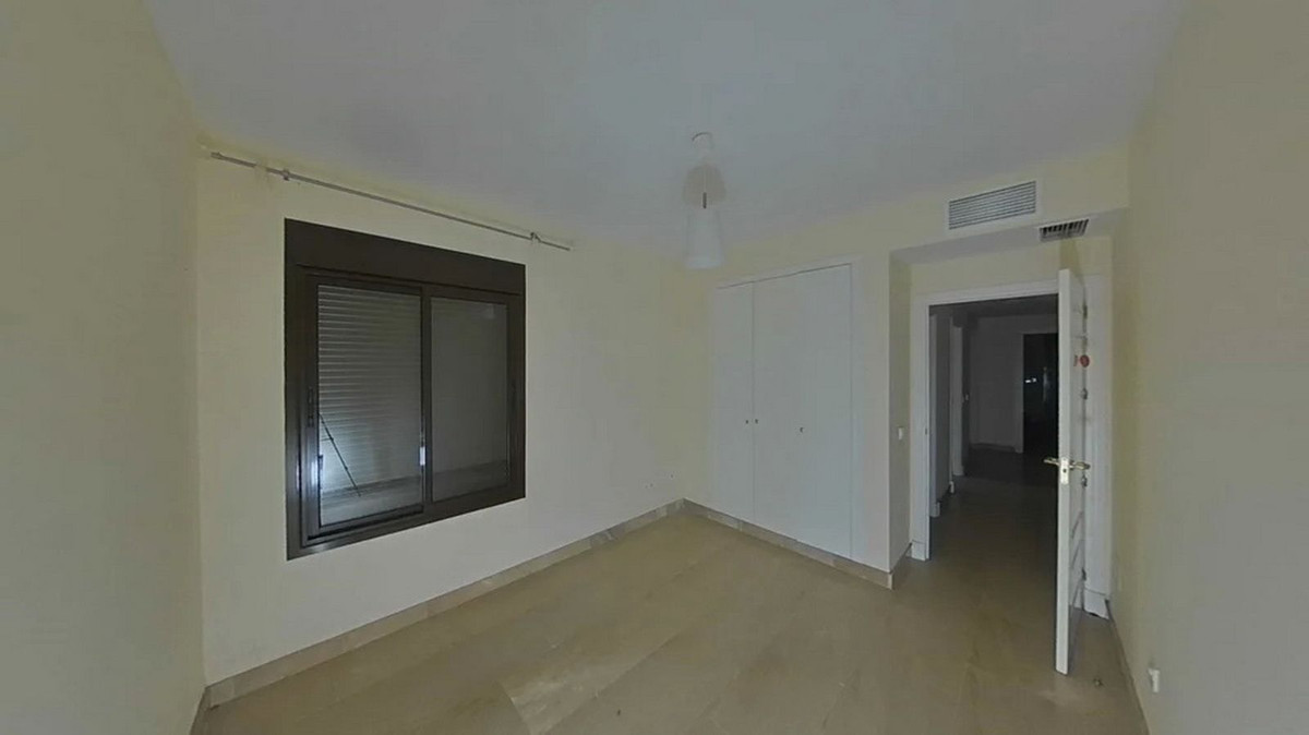 Se vende Apartamento Planta Baja de 3 dormitorios en Costa Del Sol, Málaga, España