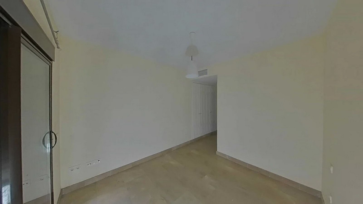 Se vende Apartamento Planta Baja de 3 dormitorios en Costa Del Sol, Málaga, España