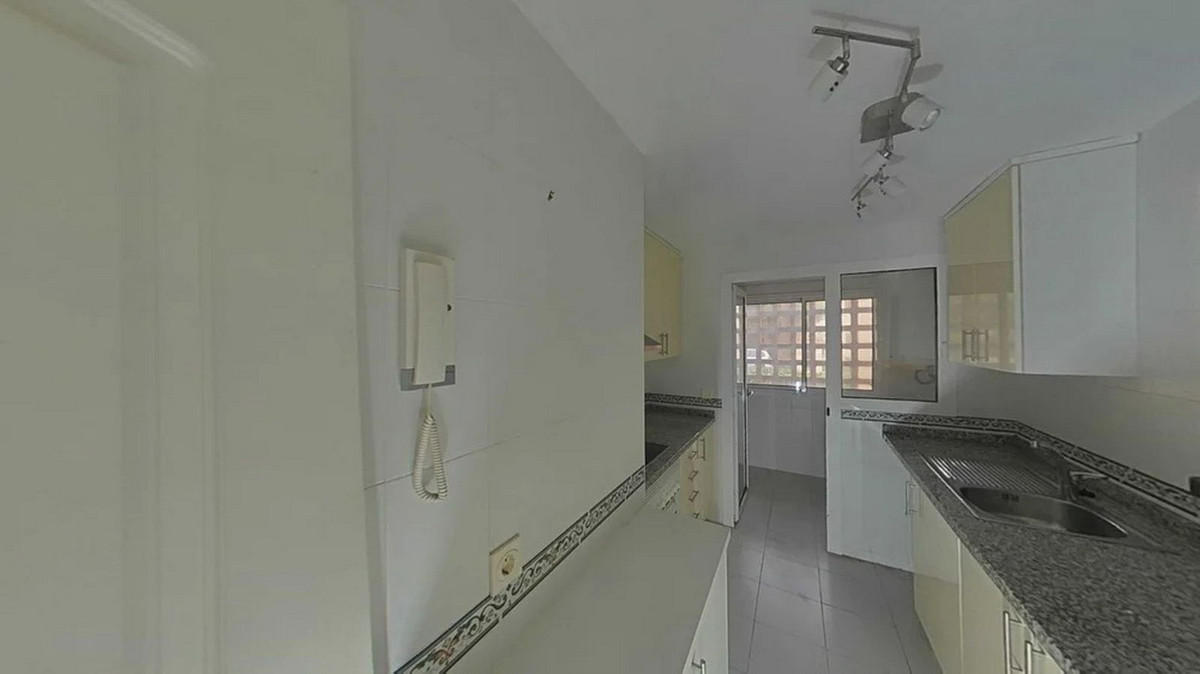 Se vende Apartamento Planta Baja de 3 dormitorios en Costa Del Sol, Málaga, España