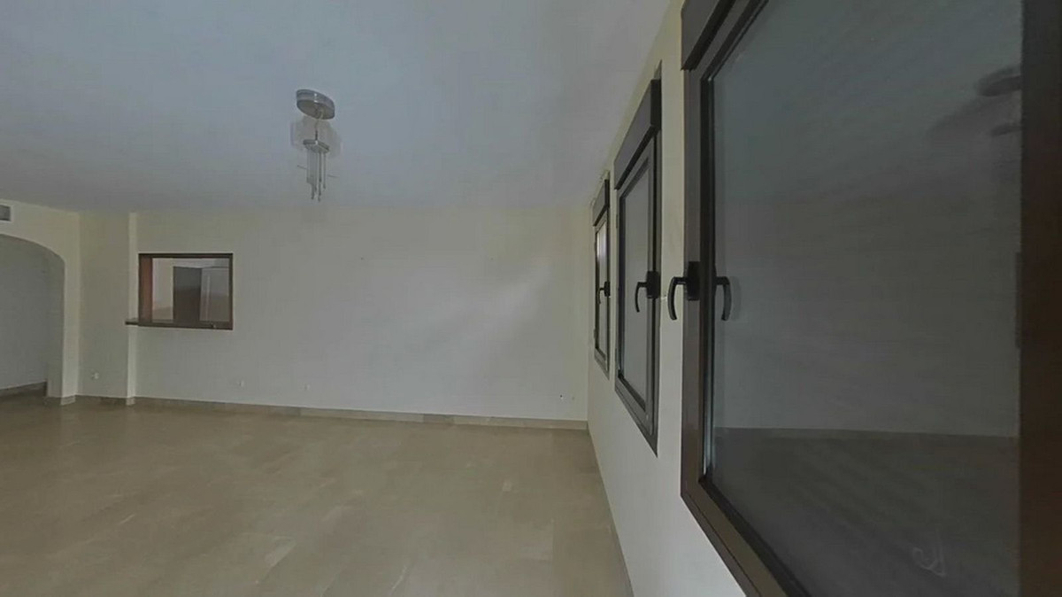 Se vende Apartamento Planta Baja de 3 dormitorios en Costa Del Sol, Málaga, España