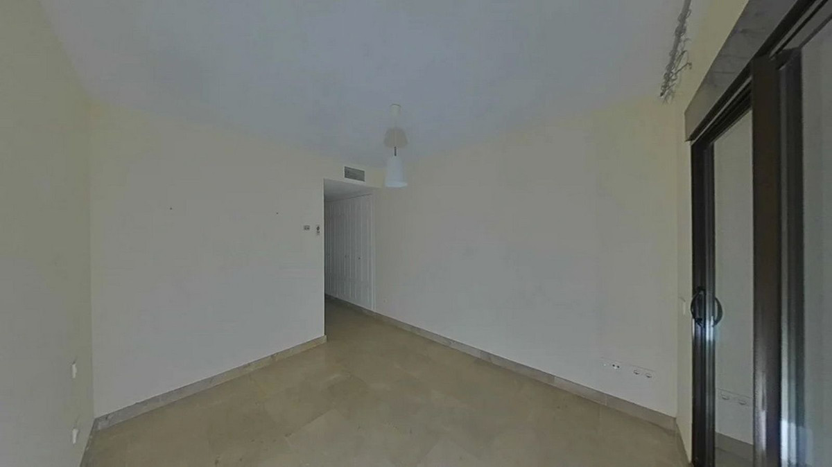 Se vende Apartamento Planta Baja de 3 dormitorios en Costa Del Sol, Málaga, España