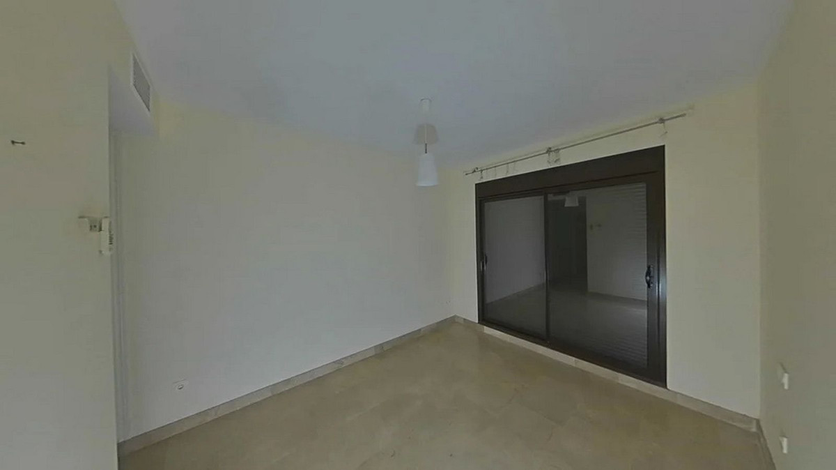 Se vende Apartamento Planta Baja de 3 dormitorios en Costa Del Sol, Málaga, España