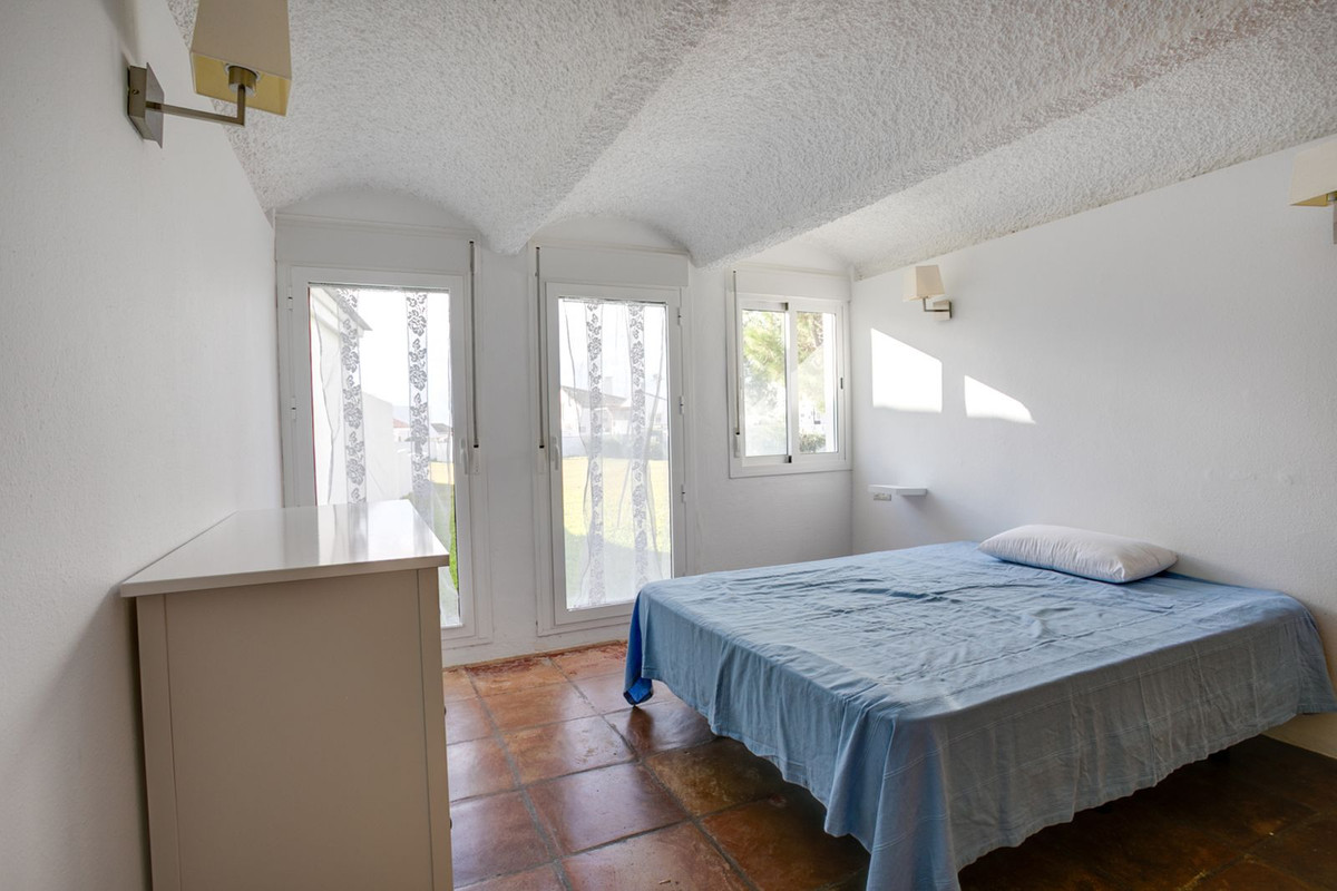 3 Bed Townhouse for sale in Estepona Costa Del Sol, Málaga, Spain