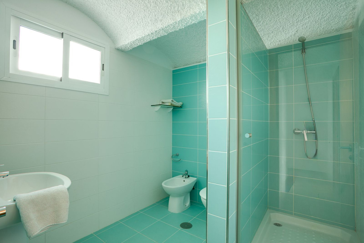 3 Bed Townhouse for sale in Estepona Costa Del Sol, Málaga, Spain
