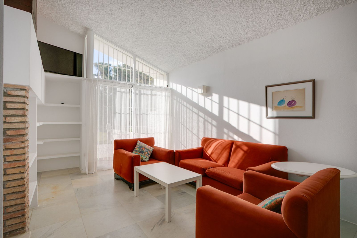 3 Bed Townhouse for sale in Estepona Costa Del Sol, Málaga, Spain