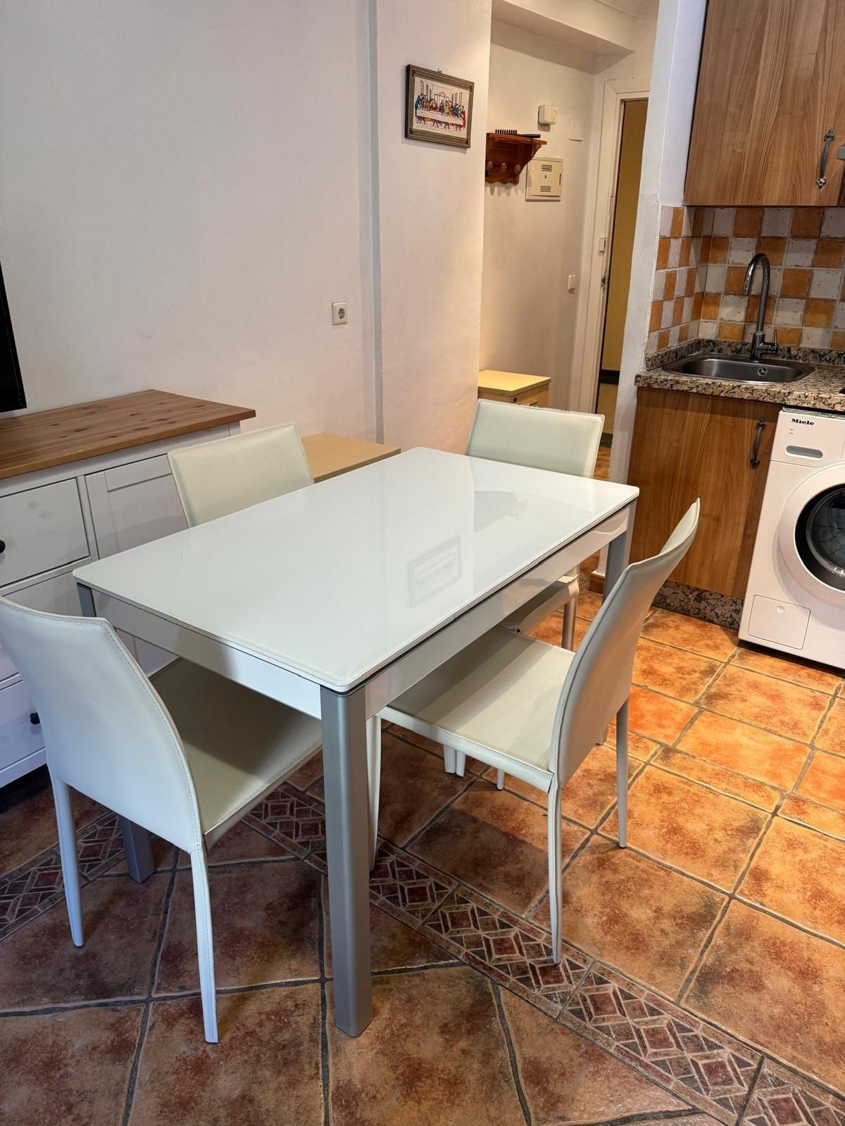 Se vende Apartamento Planta Media de 2 dormitorios en Costa Del Sol, Málaga, España