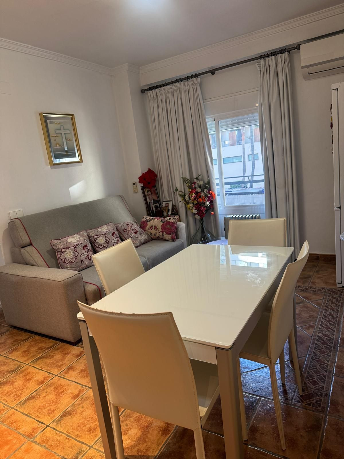 Se vende Apartamento Planta Media de 2 dormitorios en Costa Del Sol, Málaga, España