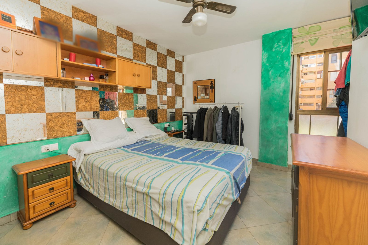 3 Bed Apartment for sale in Marbella Costa Del Sol, Málaga, Spain