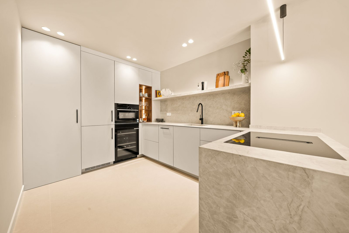 3 Bed Apartment for sale in La Quinta Costa Del Sol, Málaga, Spain