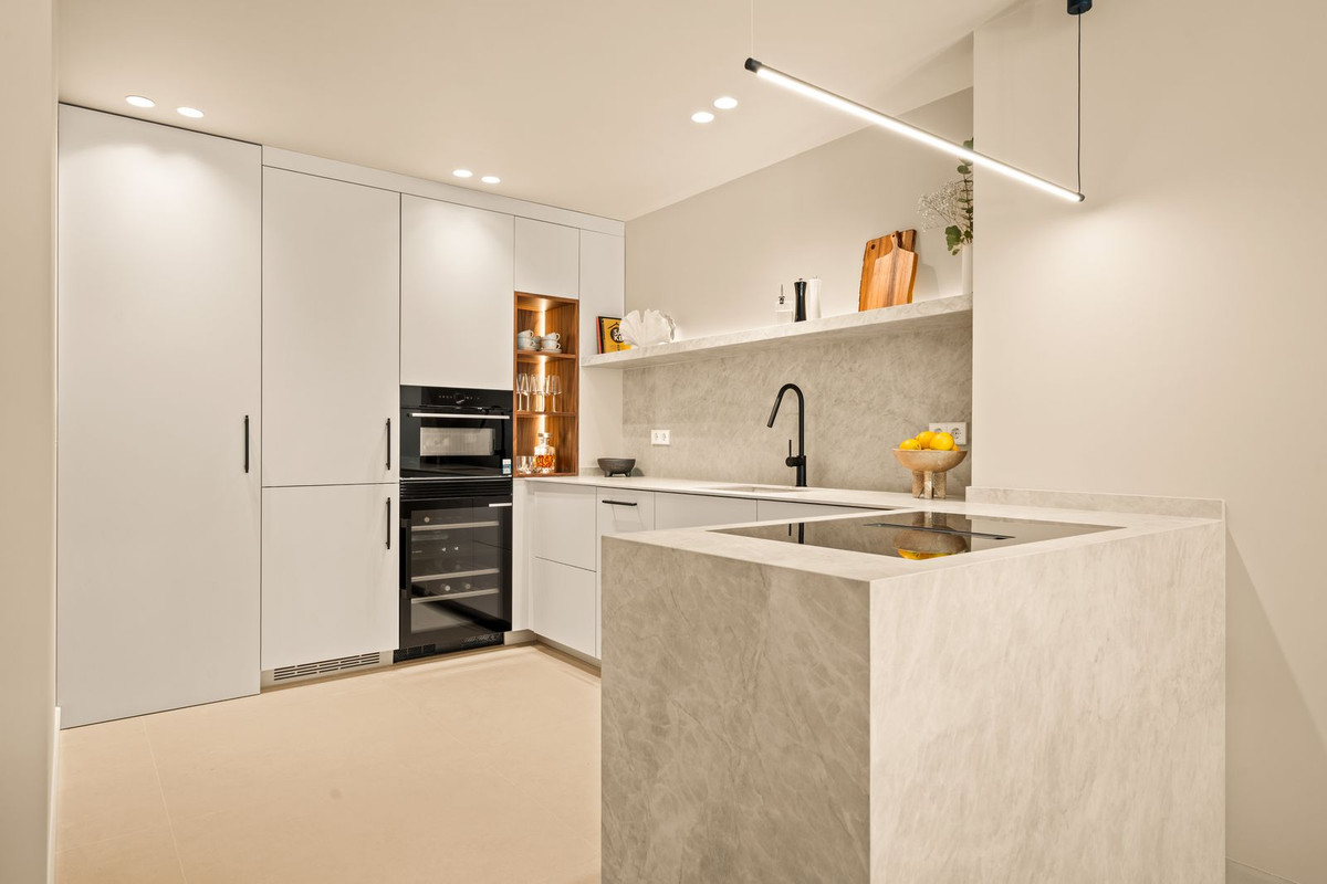3 Bed Apartment for sale in La Quinta Costa Del Sol, Málaga, Spain
