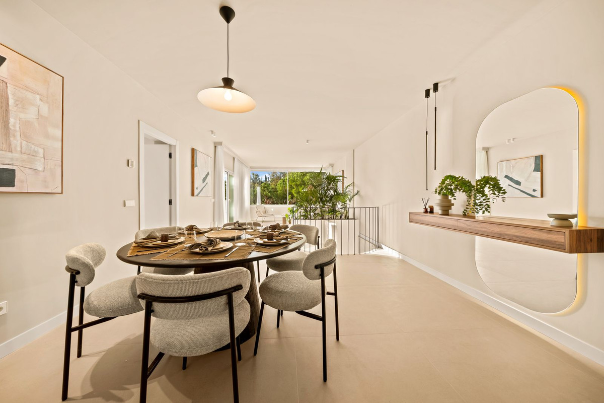 3 Bed Apartment for sale in La Quinta Costa Del Sol, Málaga, Spain