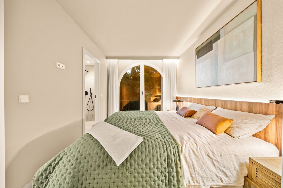 3 Bed Apartment for sale in La Quinta Costa Del Sol, Málaga, Spain