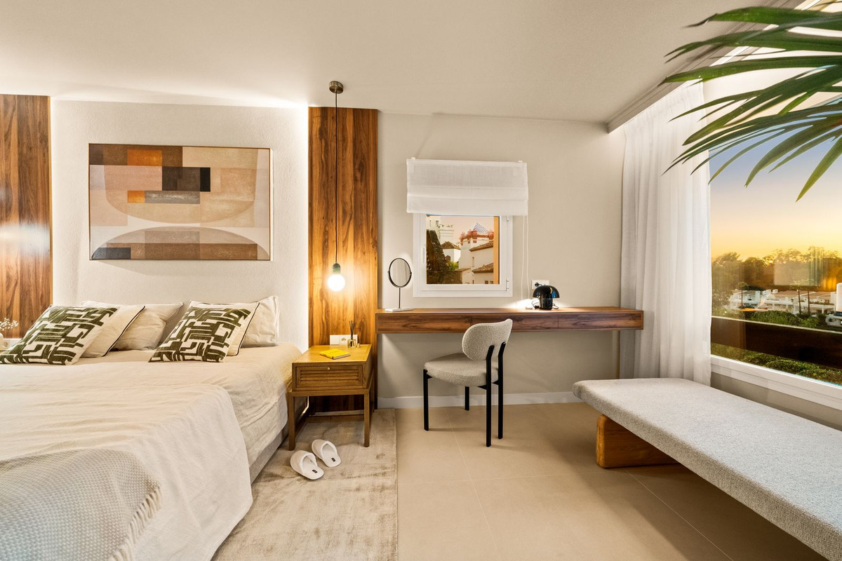3 Bed Apartment for sale in La Quinta Costa Del Sol, Málaga, Spain