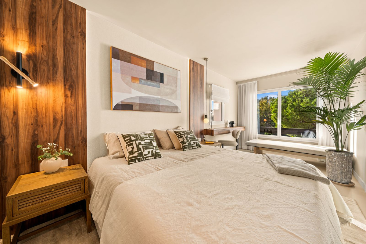 3 Bed Apartment for sale in La Quinta Costa Del Sol, Málaga, Spain