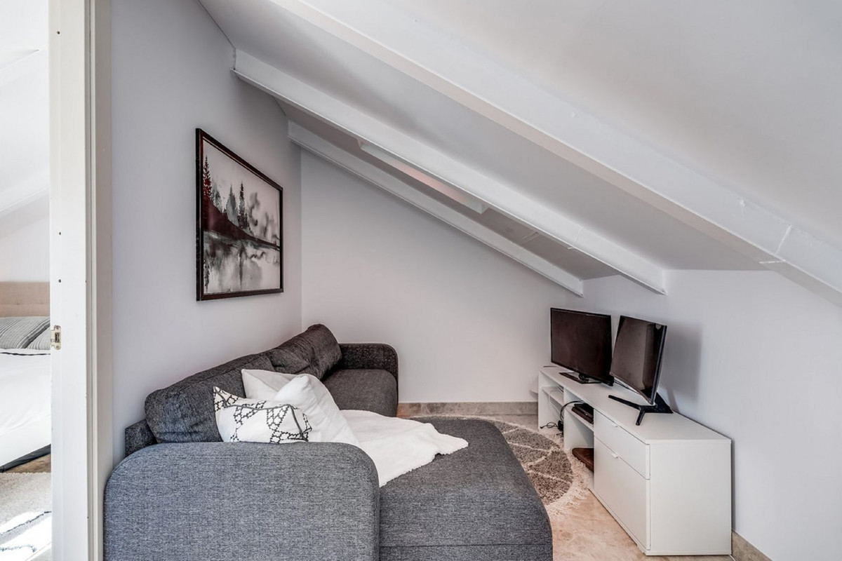 4 Bed Townhouse for sale in Nueva Andalucía Costa Del Sol, Málaga, Spain