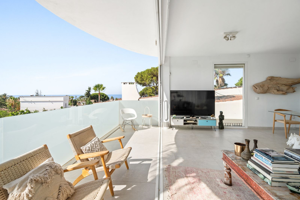 Se vende Villa - Chalet de 3 dormitorios en Costa Del Sol, Málaga, España