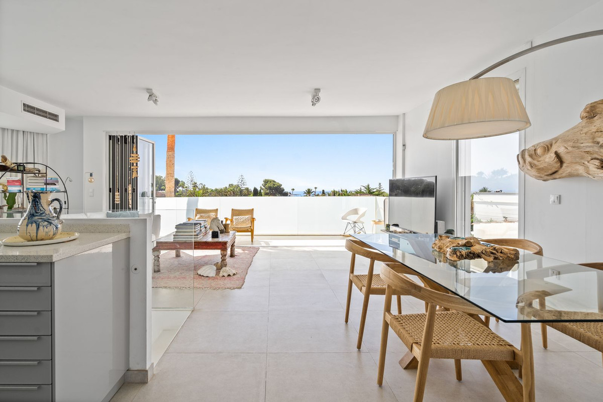 Se vende Villa - Chalet de 3 dormitorios en Costa Del Sol, Málaga, España