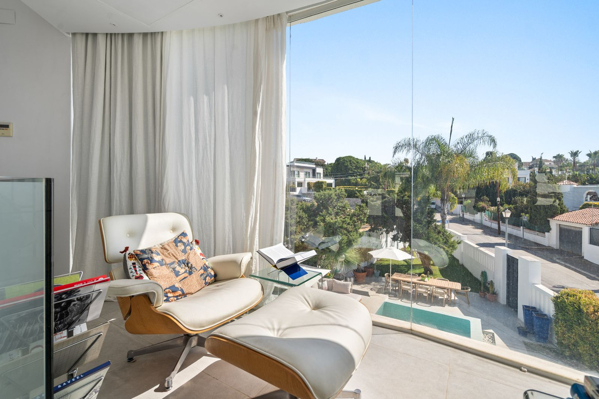 Se vende Villa - Chalet de 3 dormitorios en Costa Del Sol, Málaga, España
