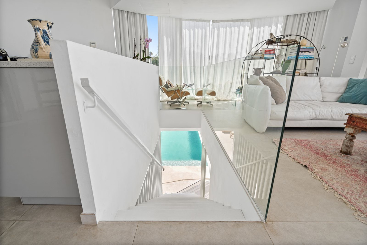 Se vende Villa - Chalet de 3 dormitorios en Costa Del Sol, Málaga, España