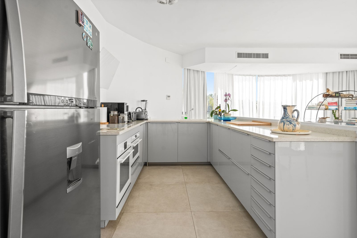 Se vende Villa - Chalet de 3 dormitorios en Costa Del Sol, Málaga, España