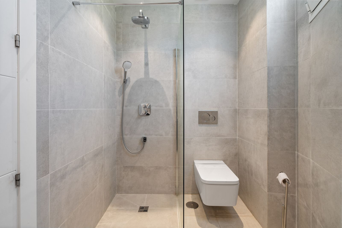 Se vende Villa - Chalet de 3 dormitorios en Costa Del Sol, Málaga, España