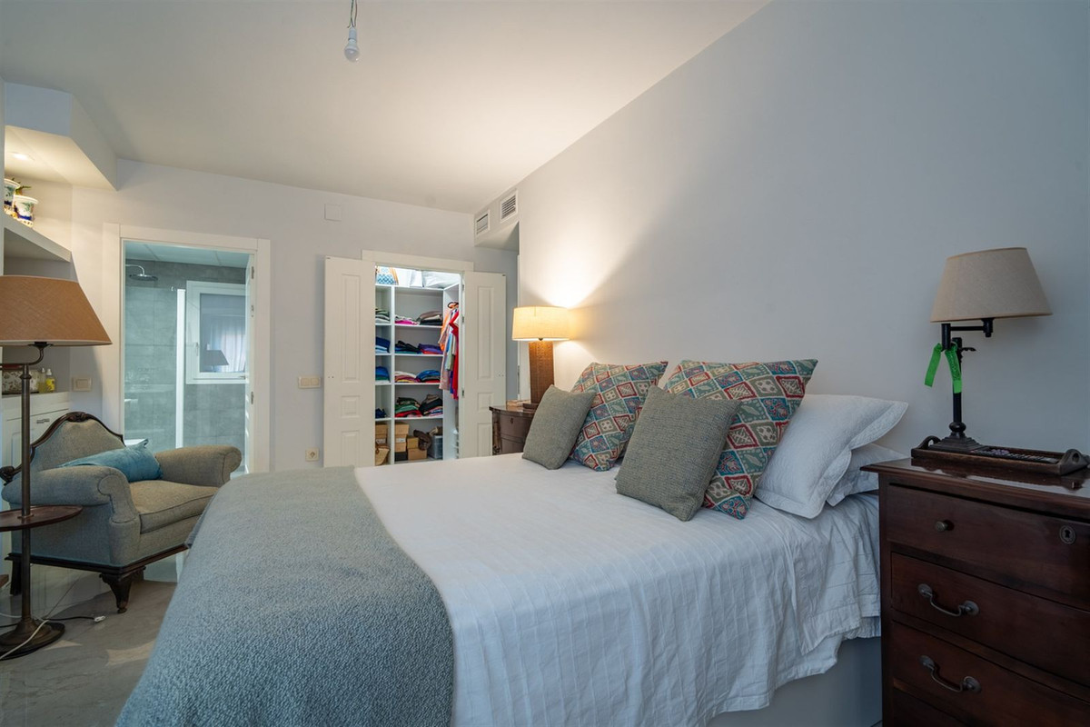 3 Bed Apartment for sale in Malagueta Málaga Ciudad, Málaga, Spain