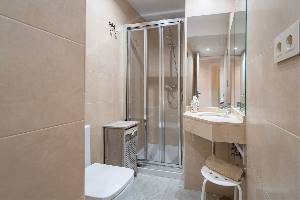 3 Bed Apartment for sale in Malagueta Málaga Ciudad, Málaga, Spain