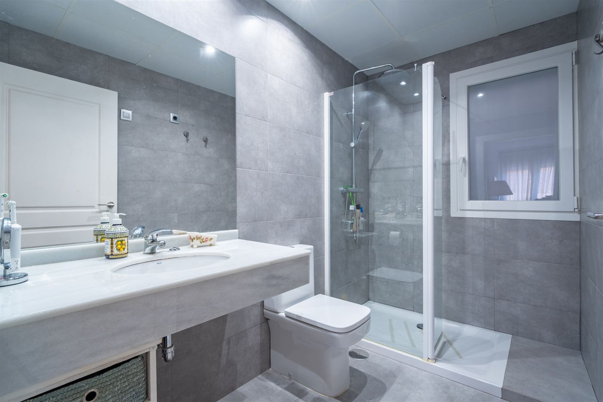 3 Bed Apartment for sale in Malagueta Málaga Ciudad, Málaga, Spain